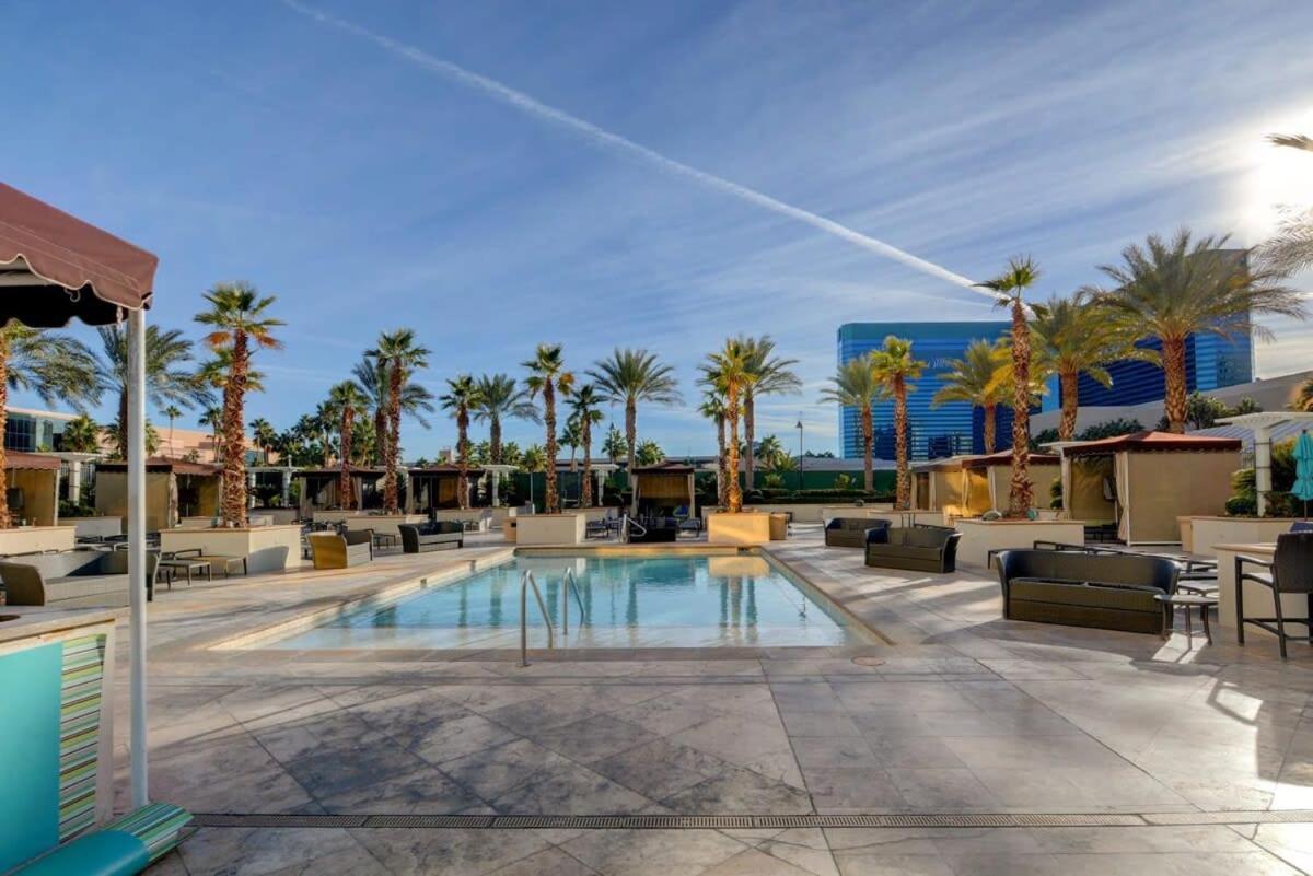 Mgm Signature-22-611 Strip View Jacuzzi Studio Las Vegas Luaran gambar