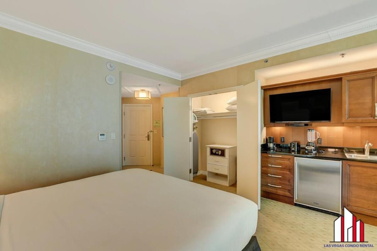 Mgm Signature-22-611 Strip View Jacuzzi Studio Las Vegas Luaran gambar